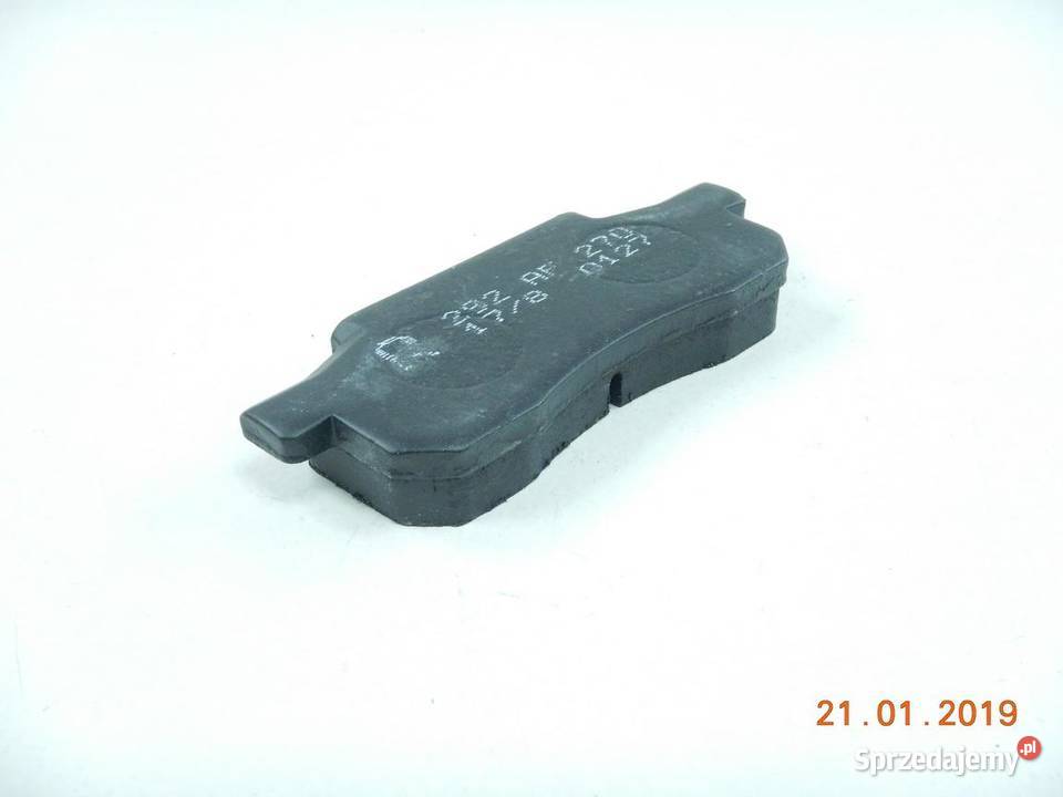 KLOCKI HITEC PRZÓD HONDA JAZZ I 8386
