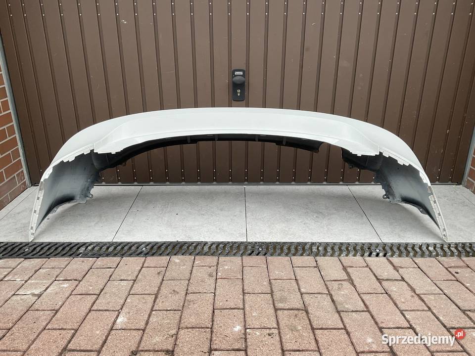 BMW 1 F20 F21 ZDERZAK TYŁ PDC