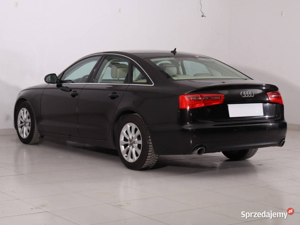 Audi A6 20 TDI nawigacja