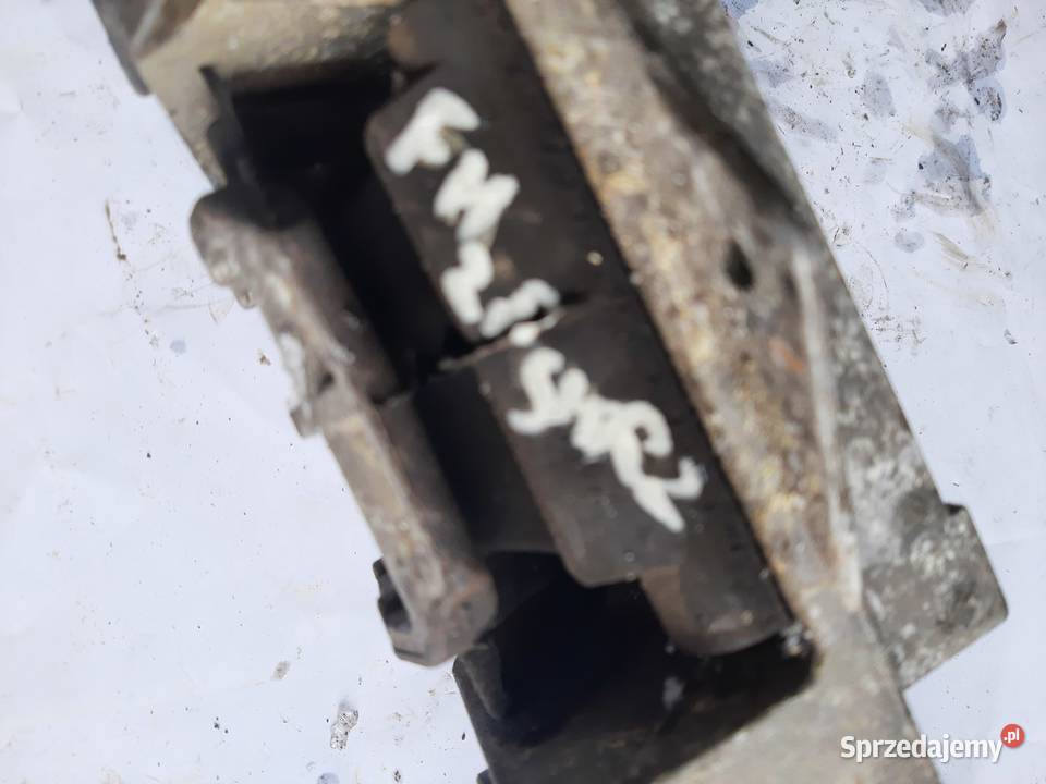 Ford Mondeo MK III 20 16V łapa poduszka skrzyni Ksawerów