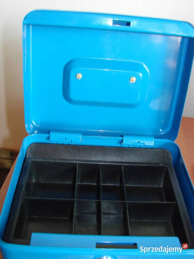 kasetka na pieniądze dokumenty