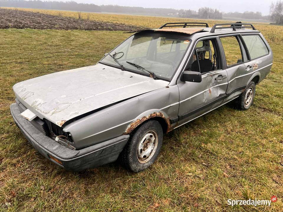 Volkswagen Passat B2 18 KJet na części osobowe Samochody na części