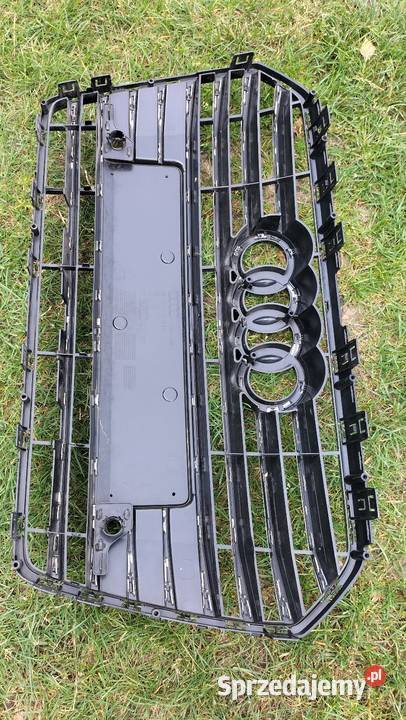 Grill atrapa Audi A6 C7 lift PDC chrom używany Chocianów