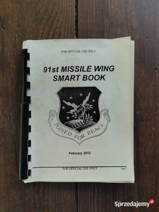 Książka manual USAF smart book 91 missile wing Wrocław