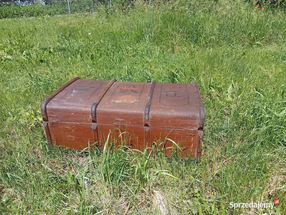 Zabytkowa walizka drewniana kufer podróżny Nysa