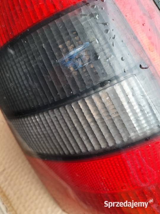 OPEL VECTRA B KOMBI LAMPA TYŁ TYLNA Kamień-Kolonia