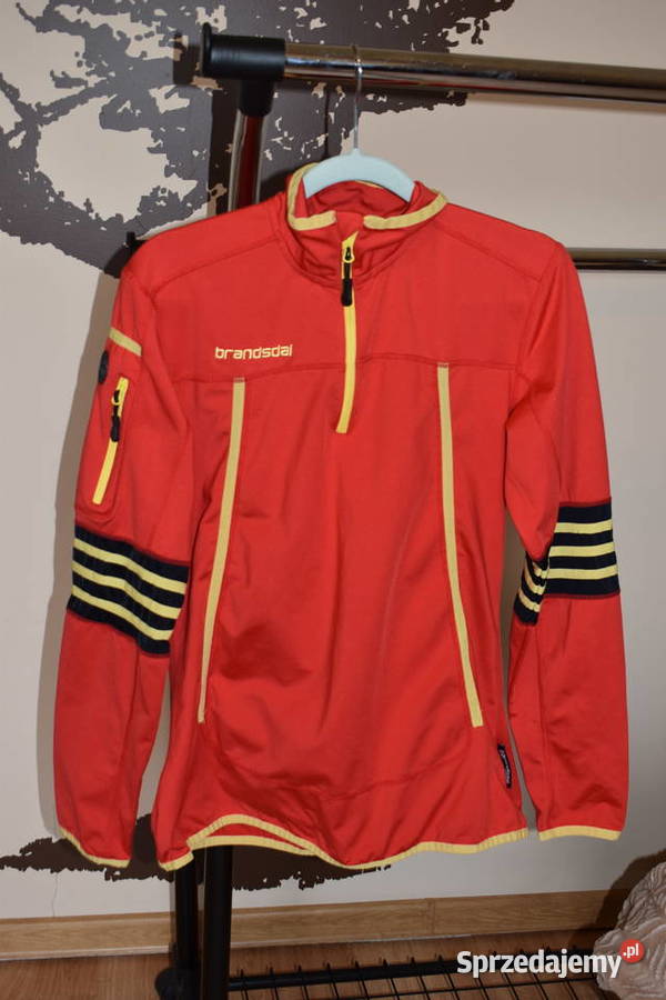 Czerwona Sportowa Bluza Brandsdal Norweska Rozmiar M Odzież sportowa Stargard