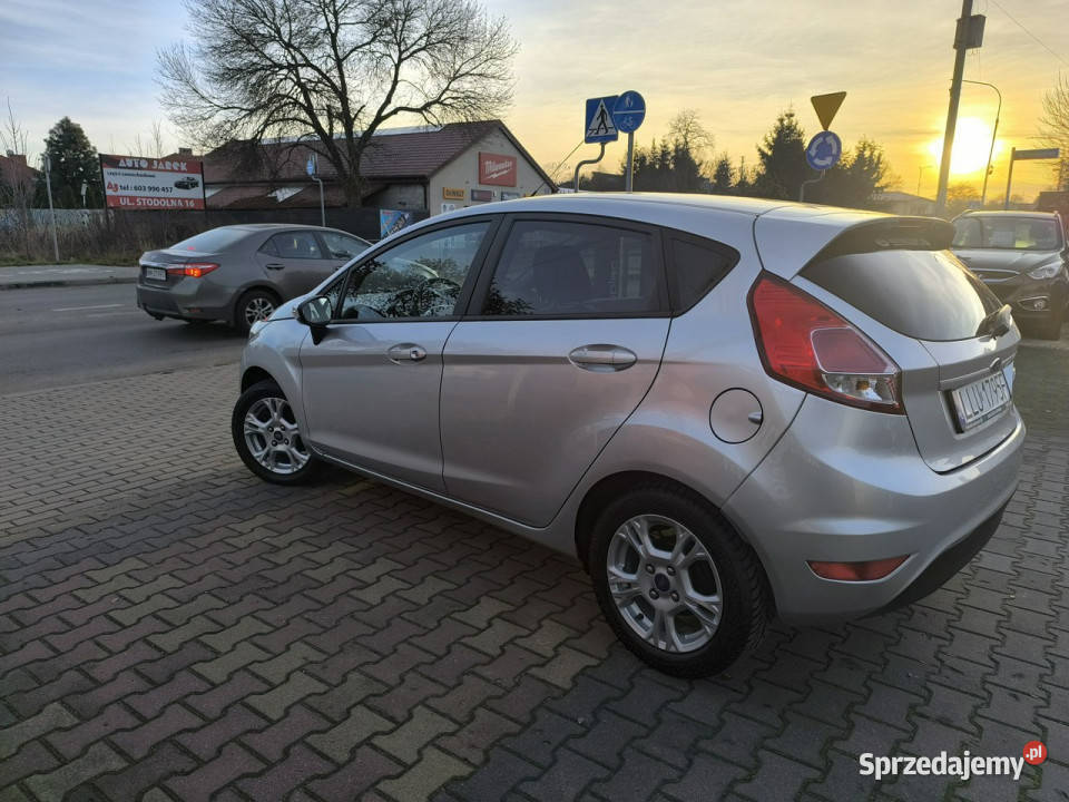 Ford Fiesta 10 i 80 Klimatyzacja Podgrzewane Łuków
