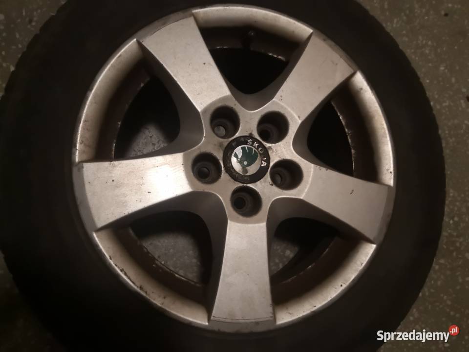 Felgi aluminiowe do skody Fabi z oponami w