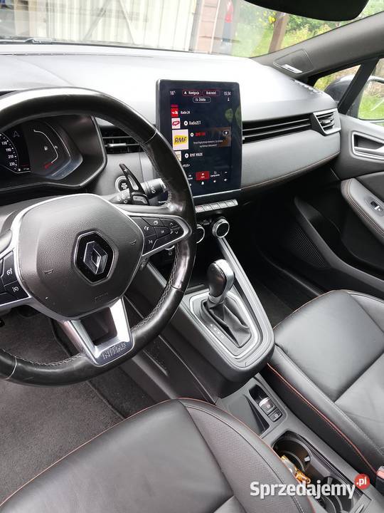 Clio V INITIALE PARIS Luksusowe miejskie auto światła przeciwmgielne wielkopolskie Piła