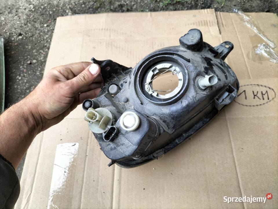 CORSA B LAMPA PRZÓD PRZEDNIA LEWA REFLEKTOR Kamień-Kolonia sprzedam