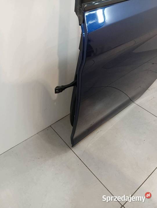 DRZWI LEWE TYŁ SEDAN C10 Bmw Seria 5 VII Drzwi świętokrzyskie