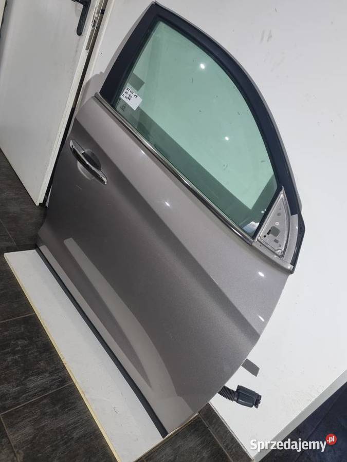 DRZWI PRAWY PRZOD Y3Y HYUNDAI TUCSON III 1520 Skierniewice