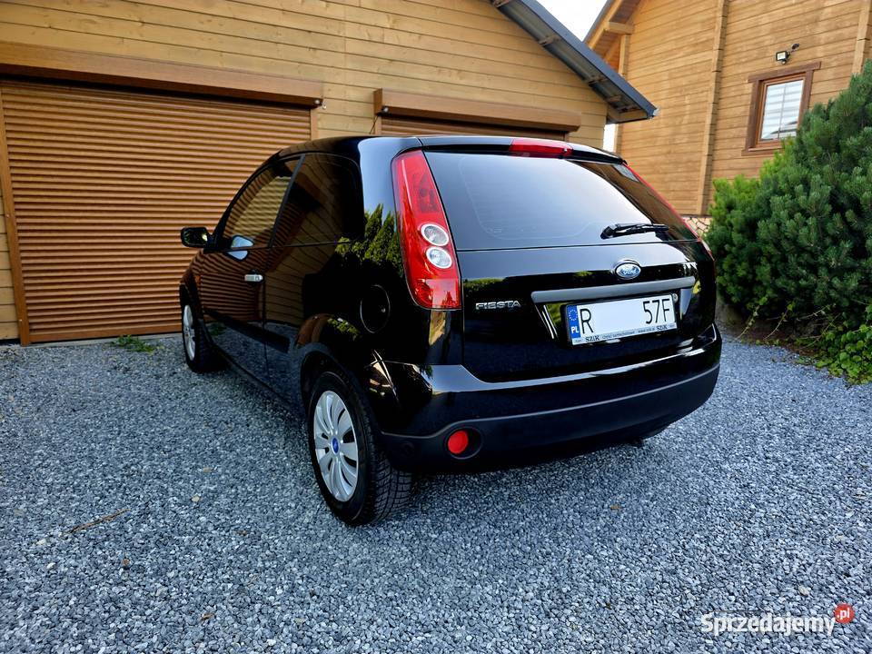 Ford Fiesta 2005r 13 benzyna LPG podkarpackie