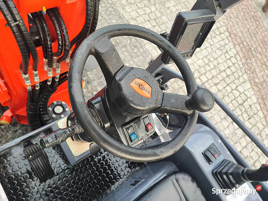 Ładowarka kołowa EVERUN ER1220 1000 2025