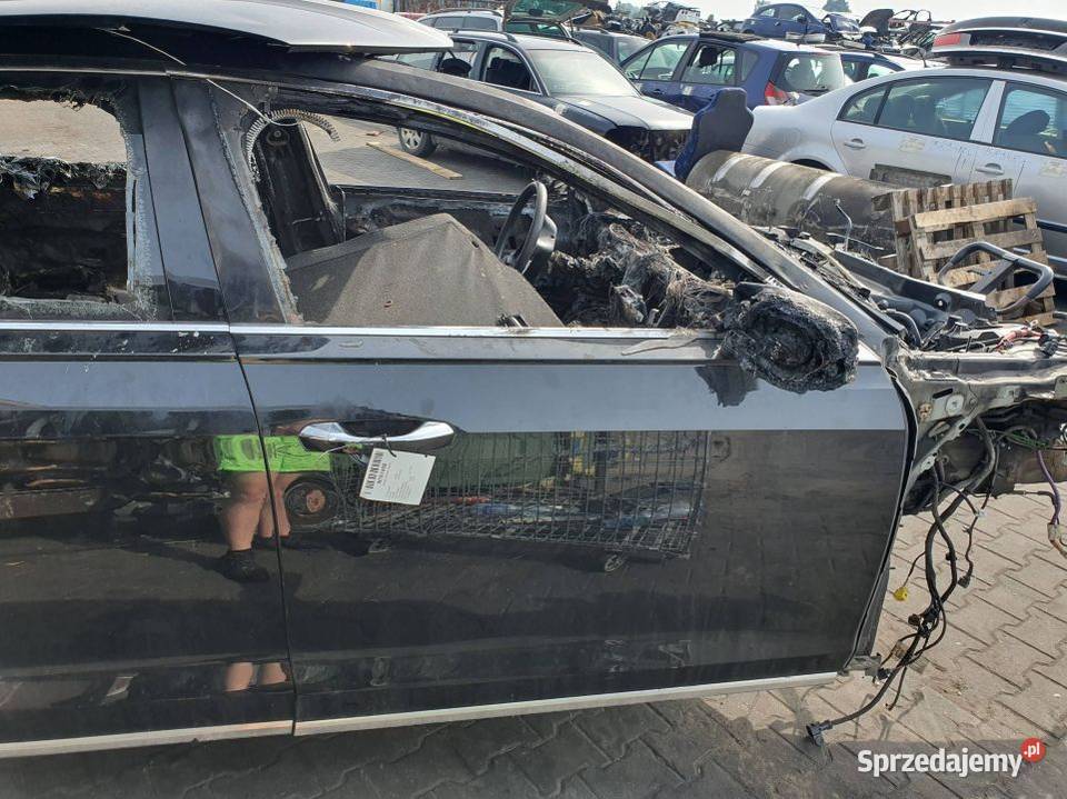 DRZWI PRAWE PRZÓD AUDI A8 D5 4N LY9T kujawsko-pomorskie Lipno