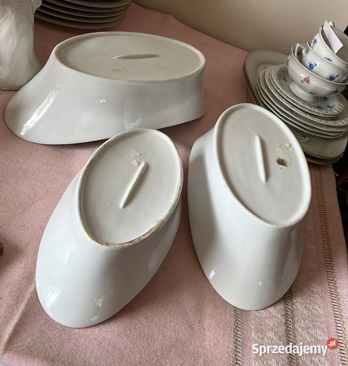 Salaterka gondolka Biała porcelana Bez sygnatury