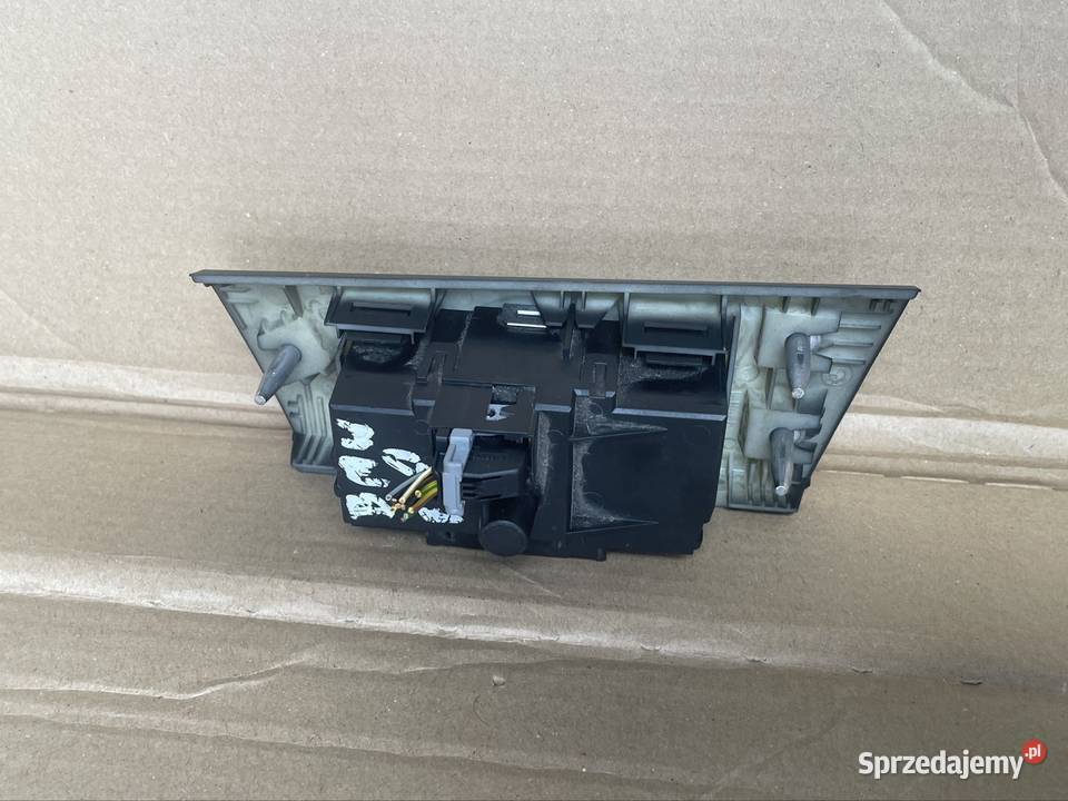 6932796 włącznik świateł bmw 3 e90 e91 e81 e87 Szczecin