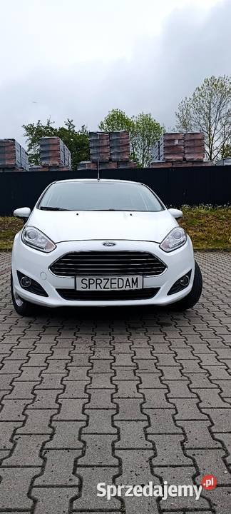 Ford Fiesta 2015 125 benzyna Samochody osobowe Nowy Sącz