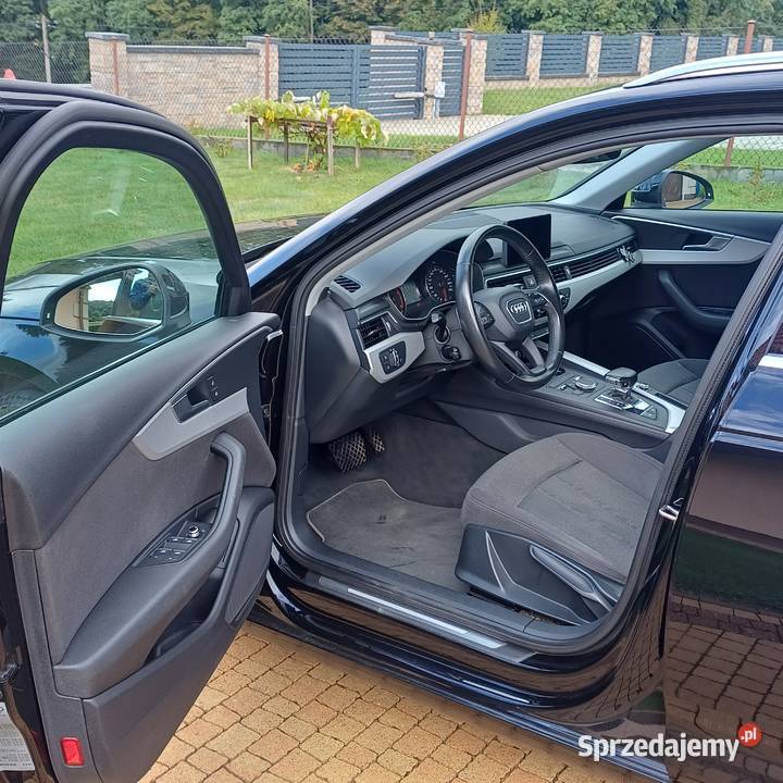 Audi a4 b9 2016