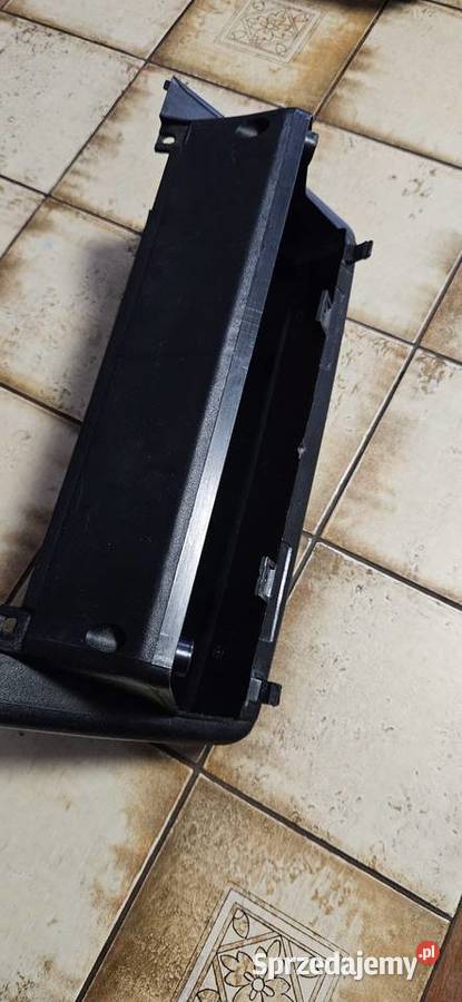 NowaczarnaObudowa licznika Fiat 126p FL Barlinek