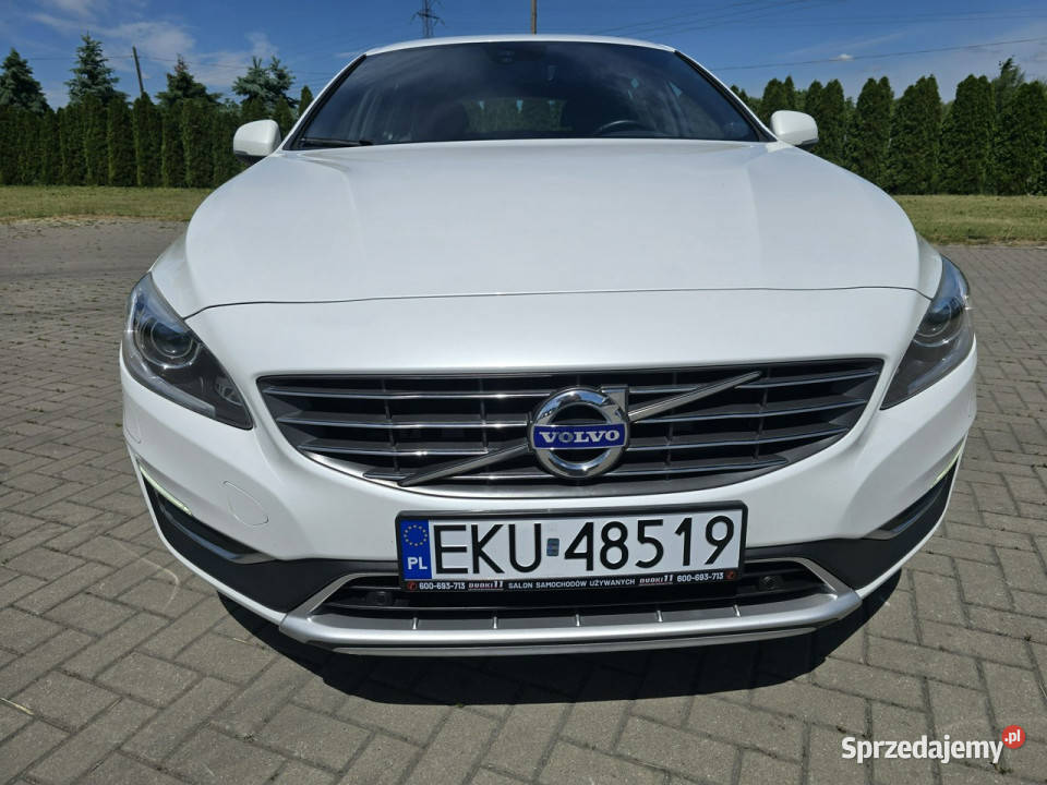 Volvo V60 20hdi NaviSerwisXenonyLedyBiała autoalarm Kutno