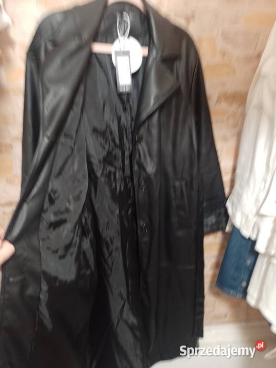 463XL Czarny skórzany płaszcz z paskiem z Tworzywo skóropodobne Kraków