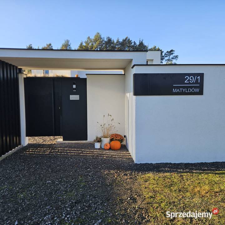 Podświetlana tablica adresowa numer domu Luboń