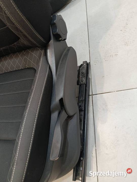 FOTELE KANAPA KOMPLET KOMBI LIFT Skoda Fabia III osobowe
