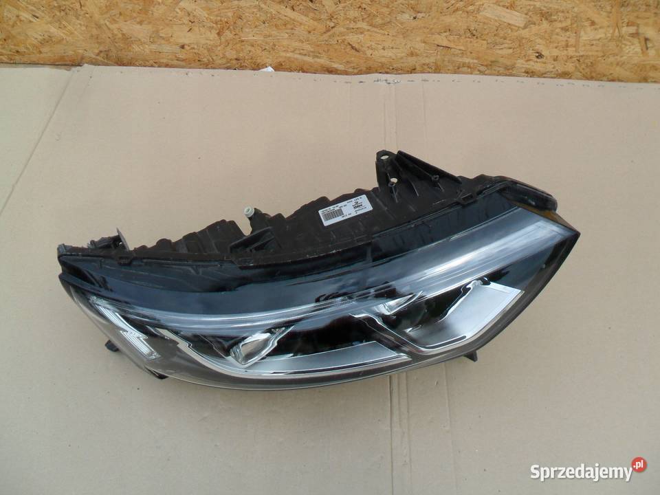 Renault Koleos II Reflektor Prawy 260108343R osobowe Nowy Tomyśl