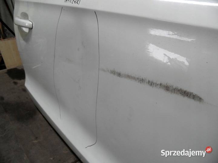 AUDI A1 drzwi prawy przód 180 mikronów Kielce