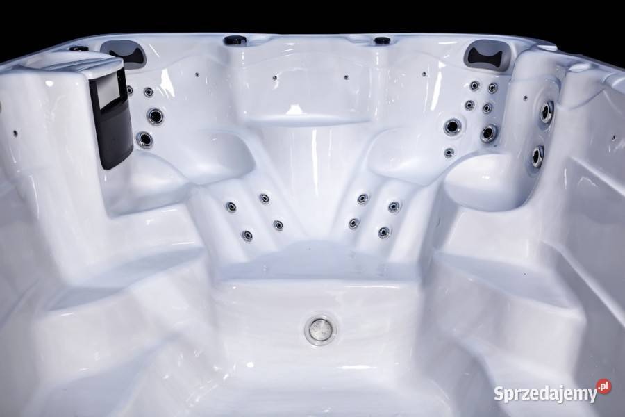 Bieżnia pływacka z przeciwprądami swim spa ARES Warszawa