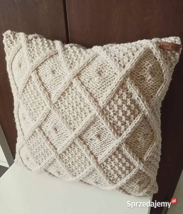 Poduszka dekoracyjna jasny beż hand made 40x40 Jerzykowo