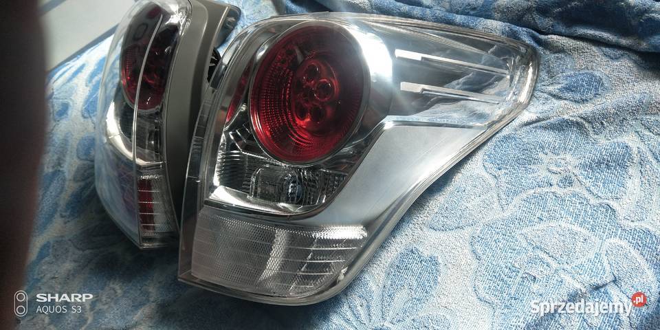 Toyota Verso FL komplet lamp tylnich łódzkie Łódź