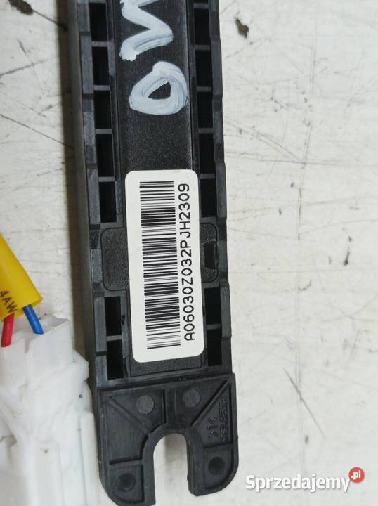 WZMACNIACZ KOMPLET 95420D9200 95420D9100