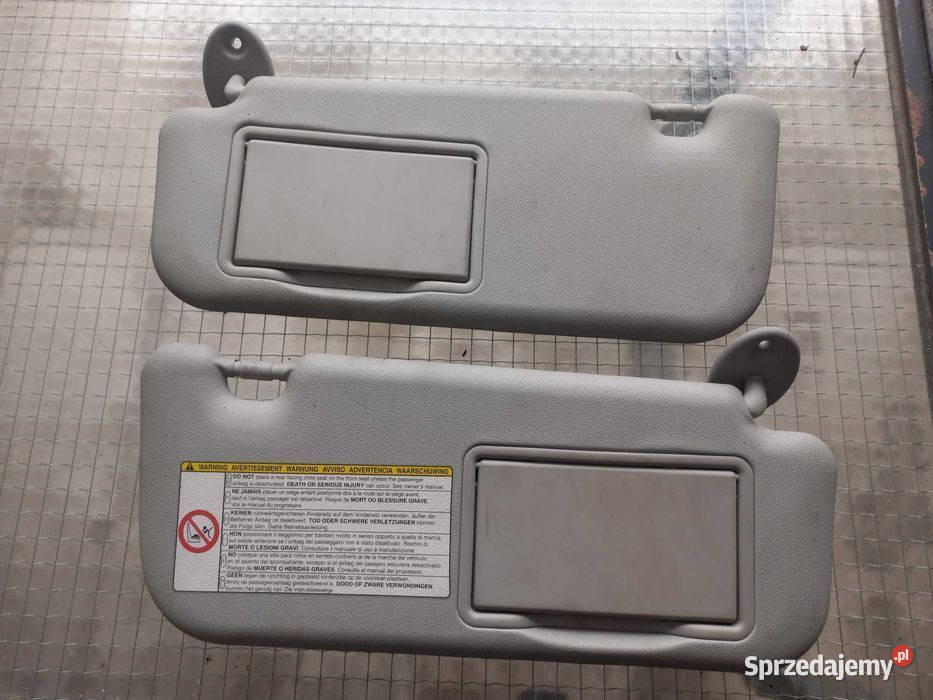 osłona słoneczna lewa prawa toyota yaris III 12r świętokrzyskie
