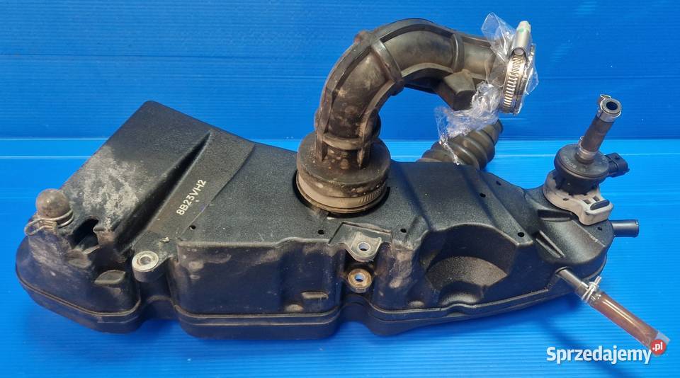 Filtr powietrza Piaggio Liberty 125 iGet 2021 Warszawa