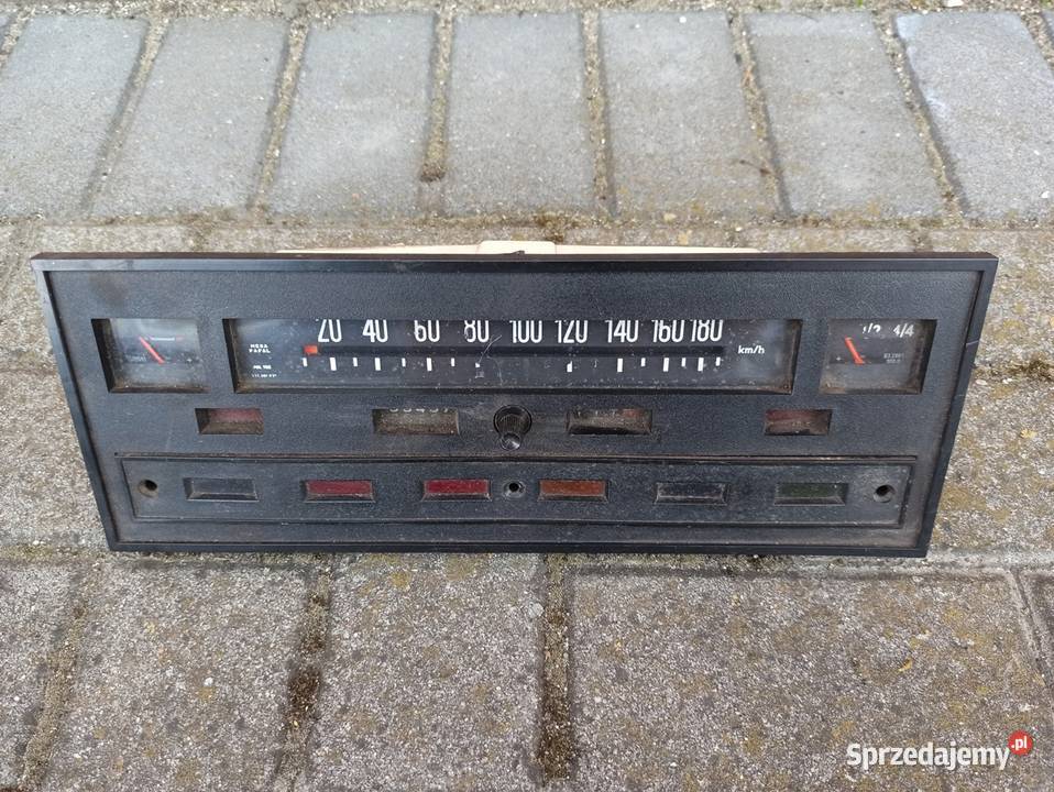 Licznik zegary prędkościomierz Fiat 125 p Wyposażenie wnętrza wielkopolskie Ostrów Wielkopolski