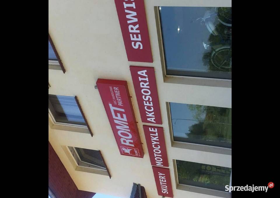SPRZEDAM wyposażenie sklepu i serwisu Jelenia Góra