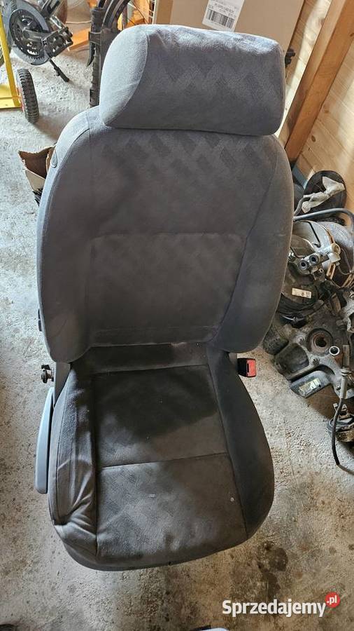 Fotele siedzenia przednie skoda golf seat Rok produkcji 1999 pomorskie sprzedam