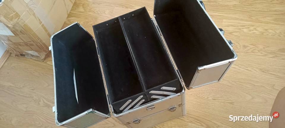 Kuferek na lakiery duży