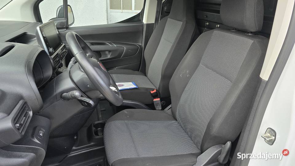 Fiat Doblo 12 B przebieg 16 43 000 PLN netto Nowy Świętów