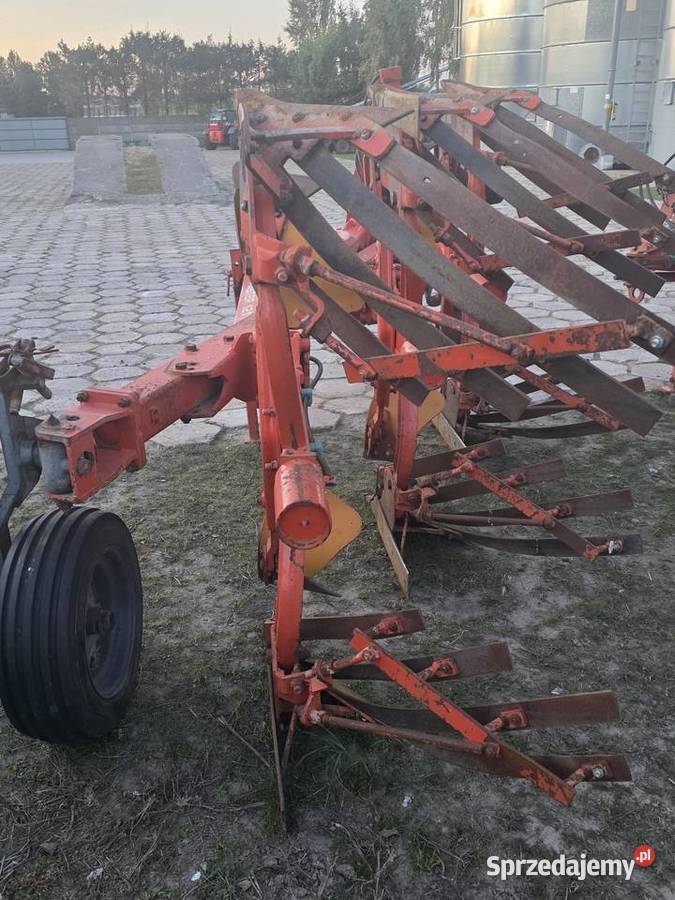 Pług kuhn Oporów