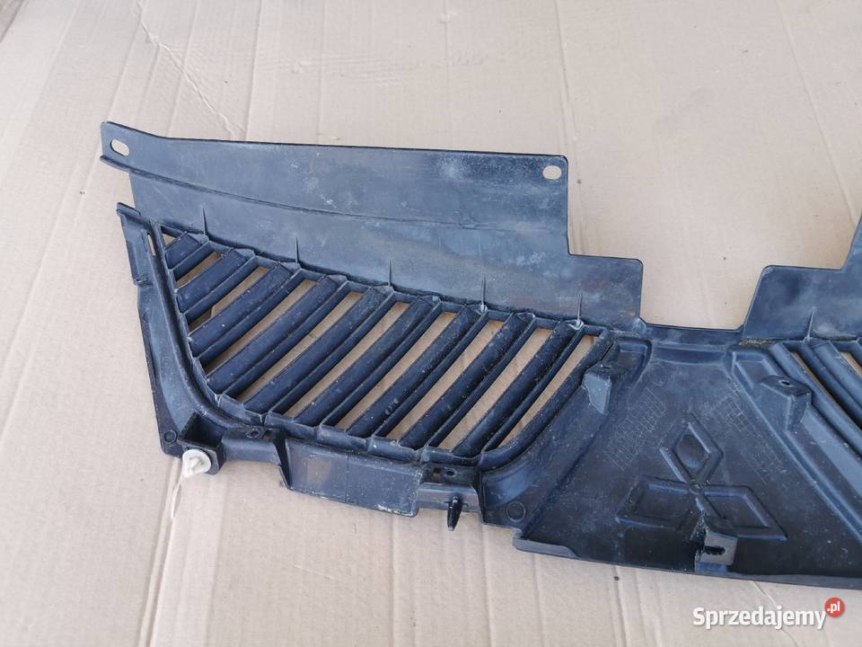 Grill atrapa chłodnicy mitsubishi Outlander 2 II wielkopolskie