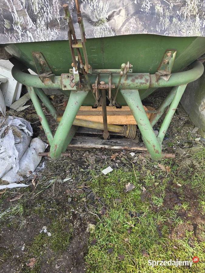 Rozsiewacz nawozów amazone ZAF803 15m sprzedam