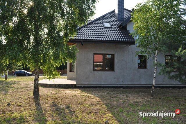 dom z podwójnym garażem Chotomów