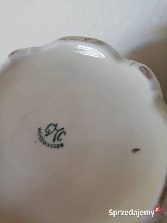 Duży porcelanowy kwiatowy stary dzbanek ecru Gorlice sprzedam