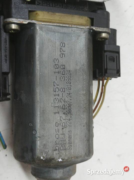 MECHANIZM SZYBY PRAWY PRZÓD 8360978 Bmw Seria 3