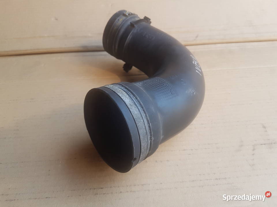 Iveco Daily 4 0611 rura kolanko dolotu powietrza