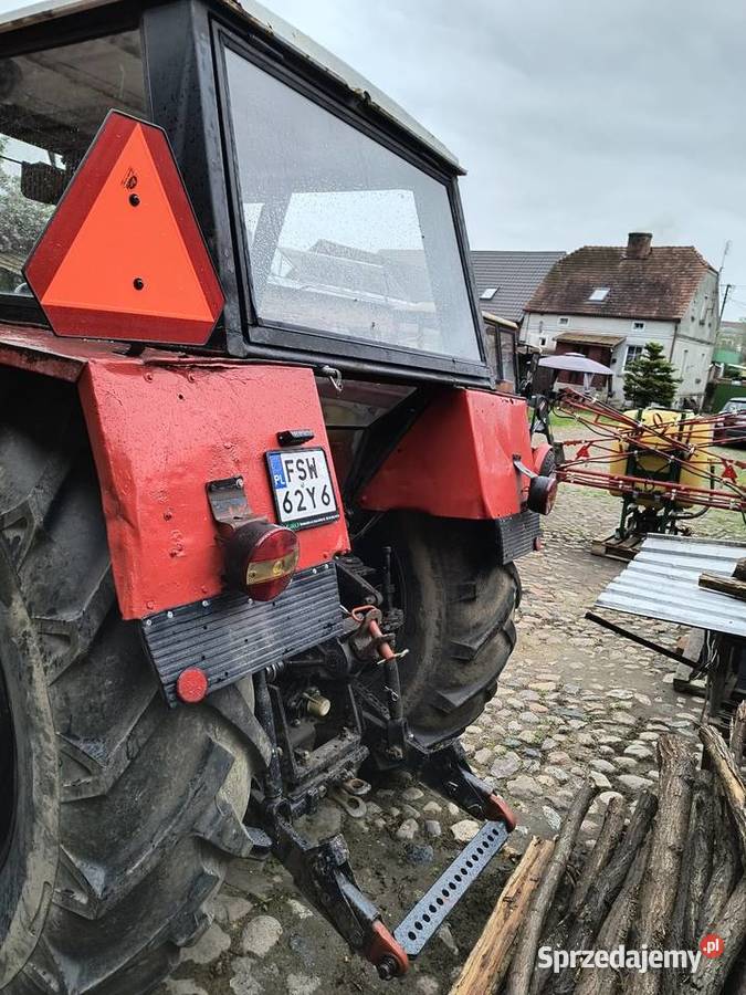 Ursus C385 solidny i niezawodny ciągnik rolniczy Zaczep górny